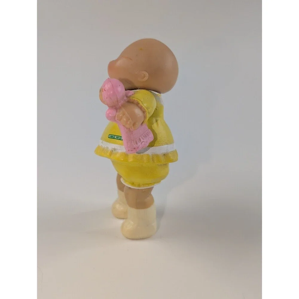Vintage Cabbage Patch Kids PVC Figures Lot of 2 Baby Dolls w Mini Dolls 1980s